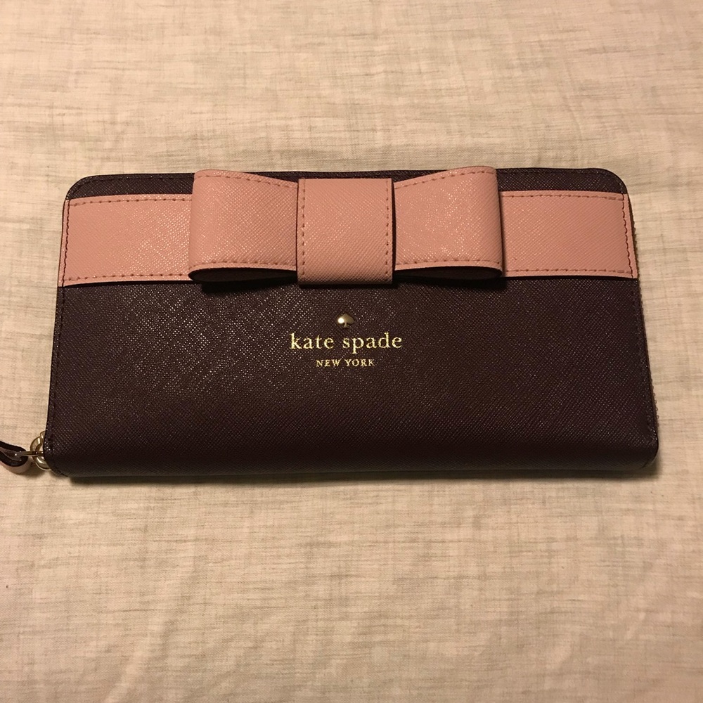 NWOT Kate Spade Wallet-Kirk Park Lacey